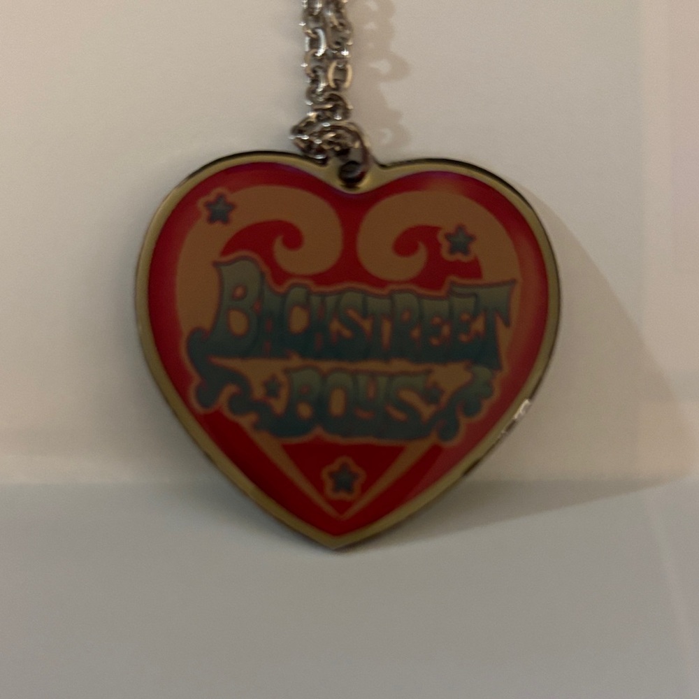 Backstreet Boys Heart Pendant Necklace - Picture 2 of 4